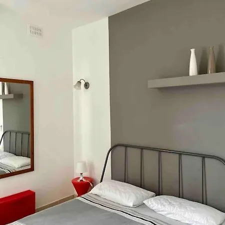 Bright And Sunny Apt By The Sea Apartment Sliema